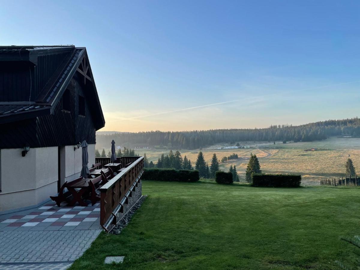 Pension Hones Horska Kvilda Buitenkant foto