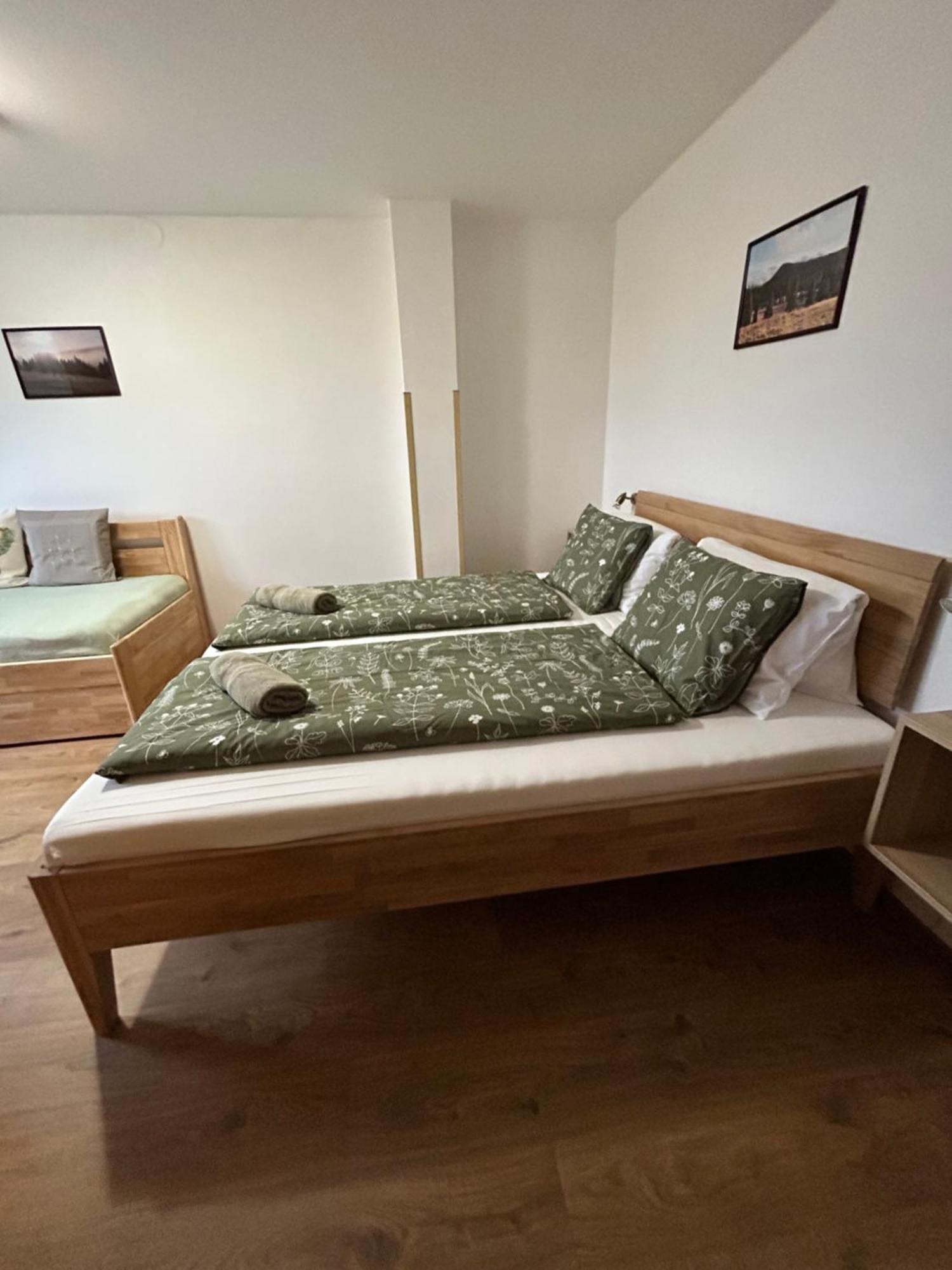 Pension Hones Horska Kvilda Buitenkant foto